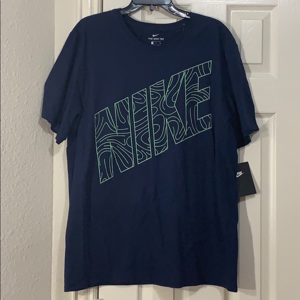 NIKE MEN’s TEE Shirt Size XL